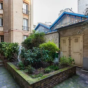 https://cmg-vaugirard-tour-eiffel-champ-de-mars.fr-paris.fr
